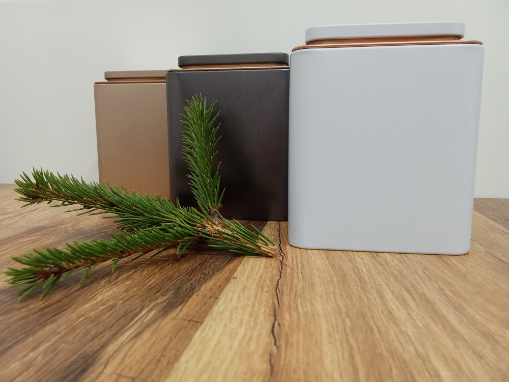 Металлическая урна для праха