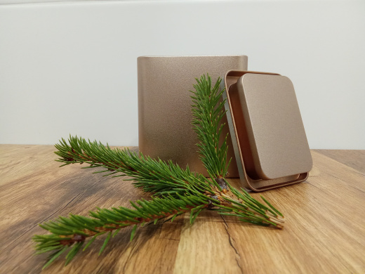 Металлическая урна для праха